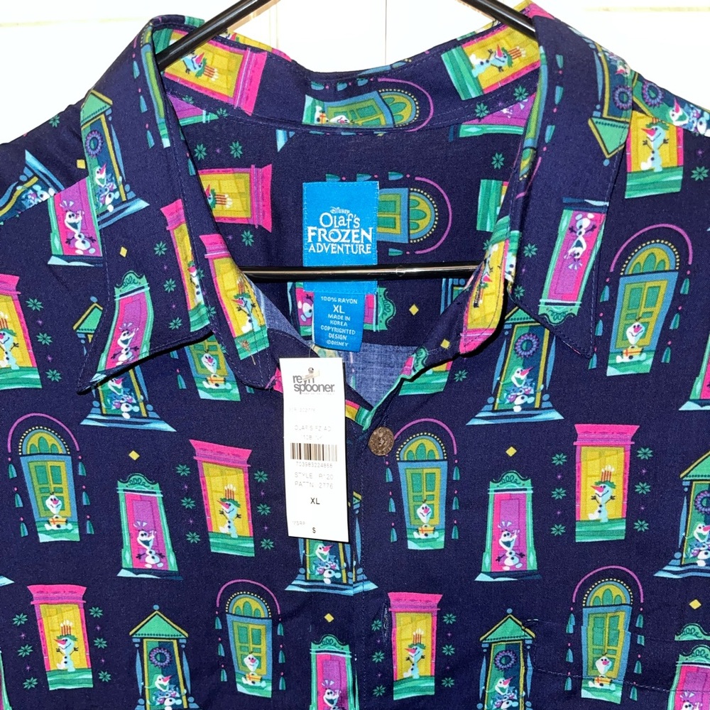Olaf shirt by Reyn Spooner